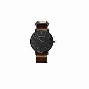 Reloj esfera negra correa piel marron